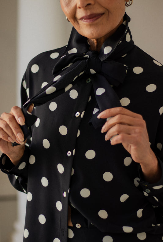 Spotted Shirt with Detachable Scarf