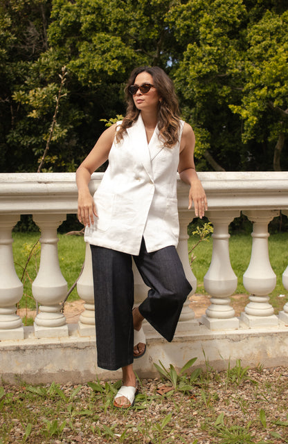 Sleeveless Linen Lined Jacket