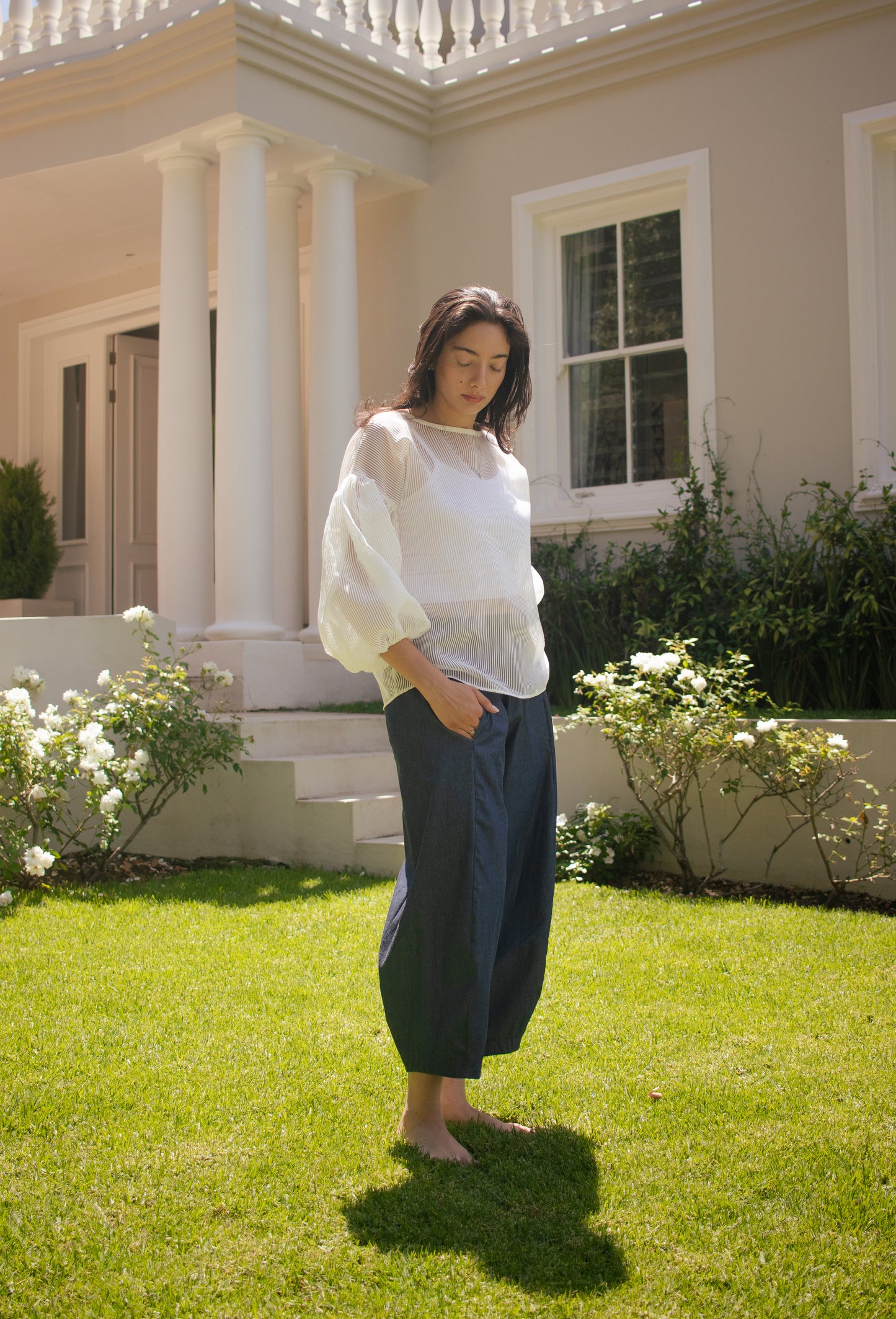 Contour Jogger in Denim