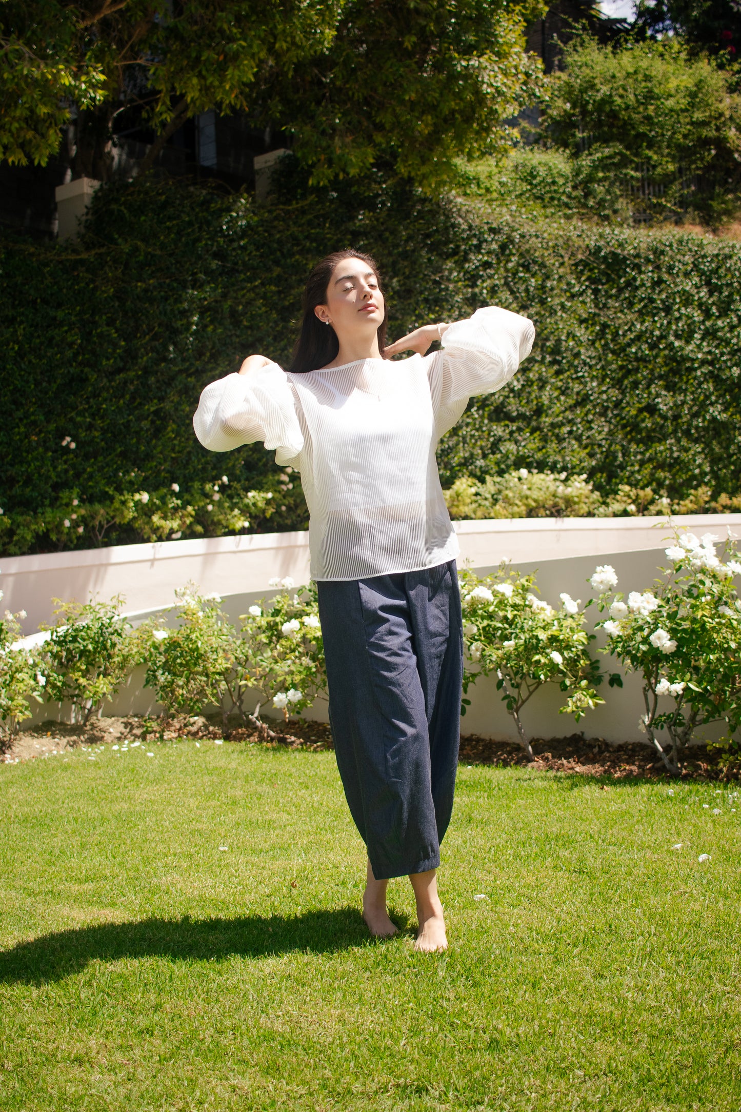 Contour Jogger in Denim