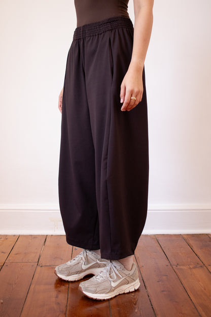Heavy Knit Contoured Jogger